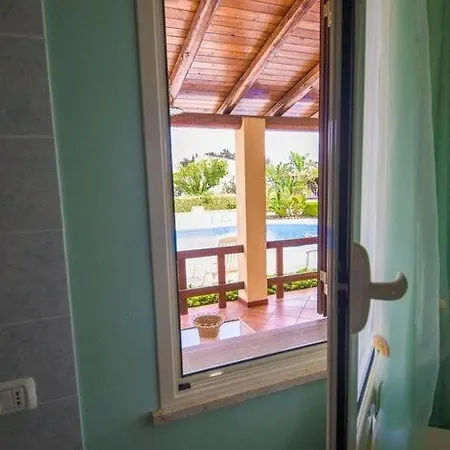 Villa Amazing In With Pool
